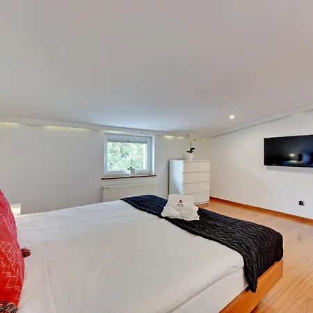 Vegas Near The Beach By Renters